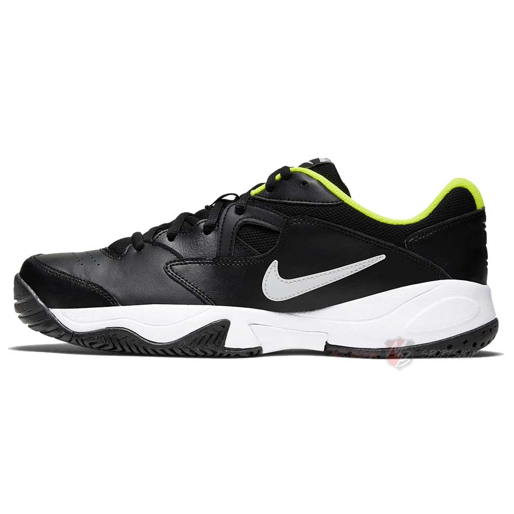 AR8836-009_02-nike-patike
