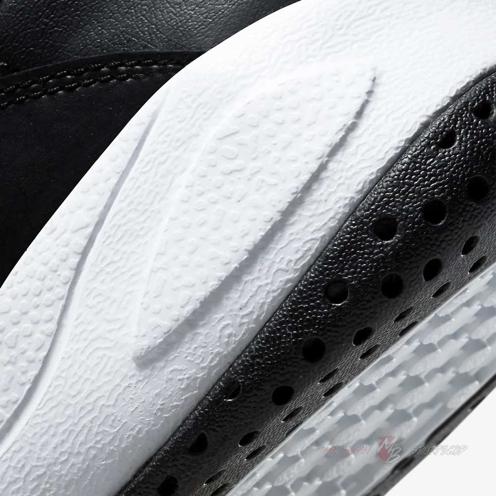 AR8836-009_09-nike-patike