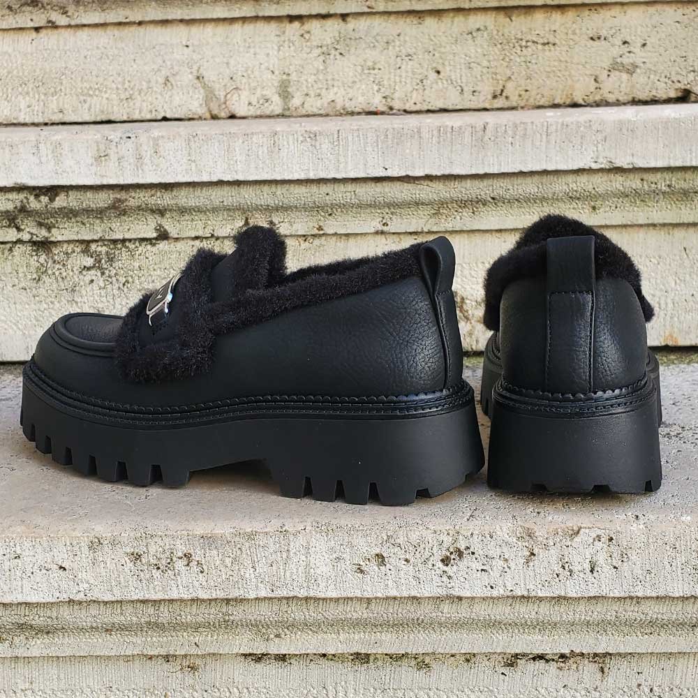 rgwl92-c0011s-003_08-replay-cipele