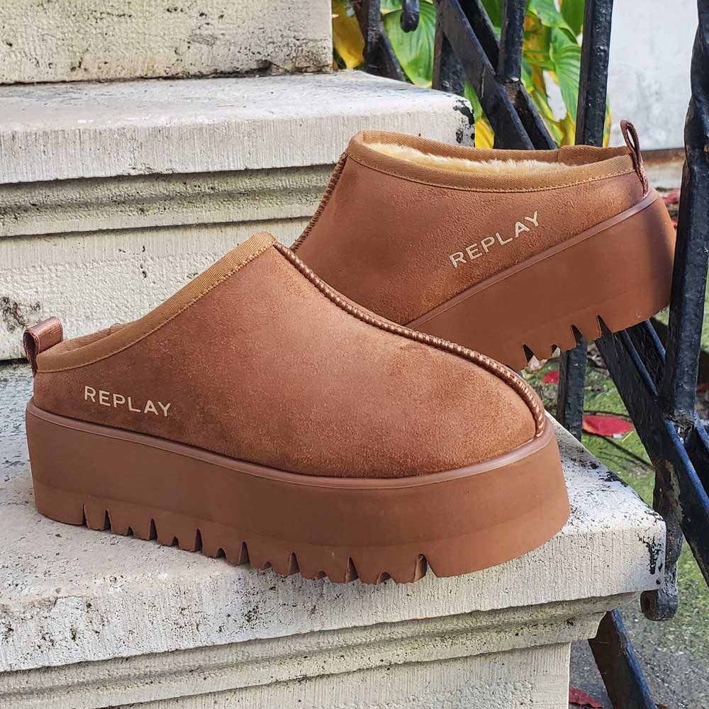 rgwf2h-c0025t-012_05-replay-papuce