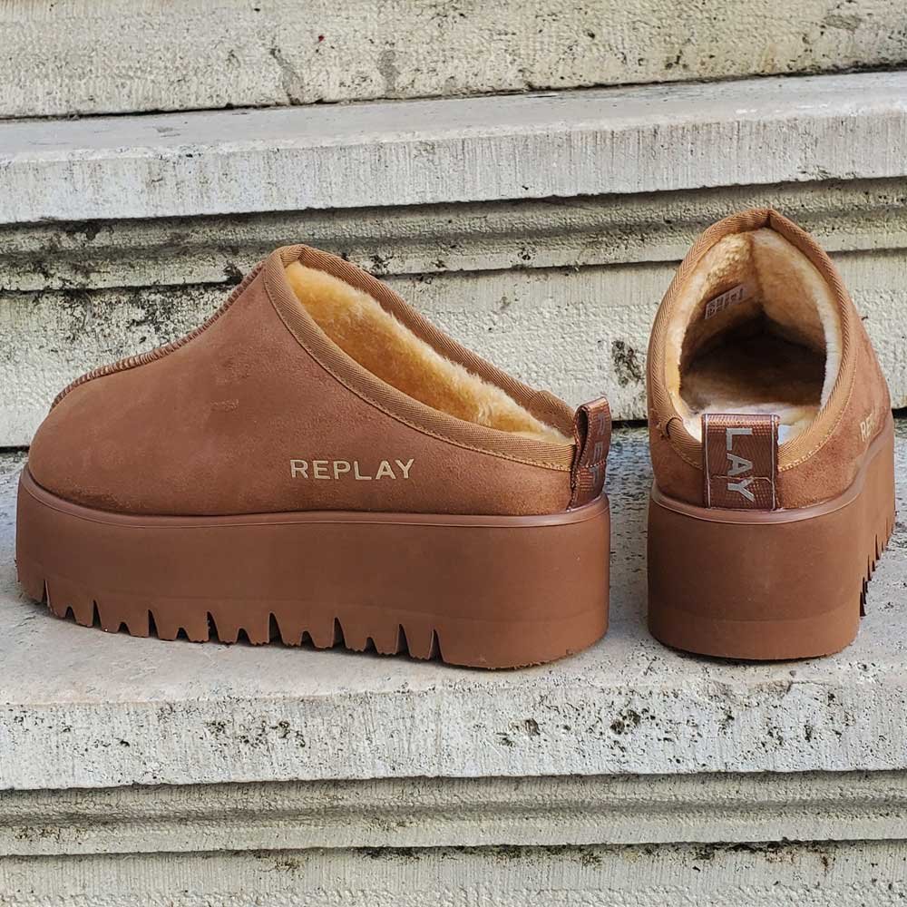 rgwf2h-c0025t-012_07-replay-papuce