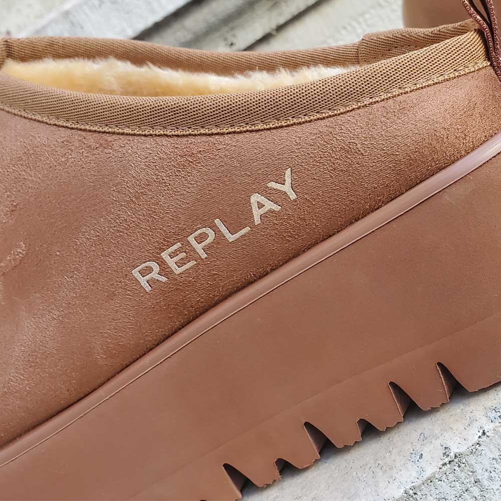 rgwf2h-c0025t-012_08-replay-papuce