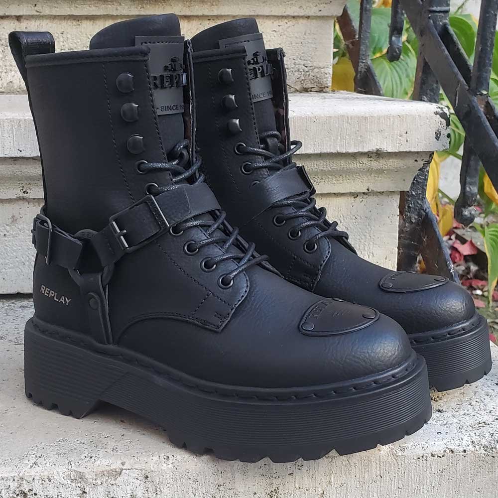 rgwl63-c0091s-003_02-replay-cizme