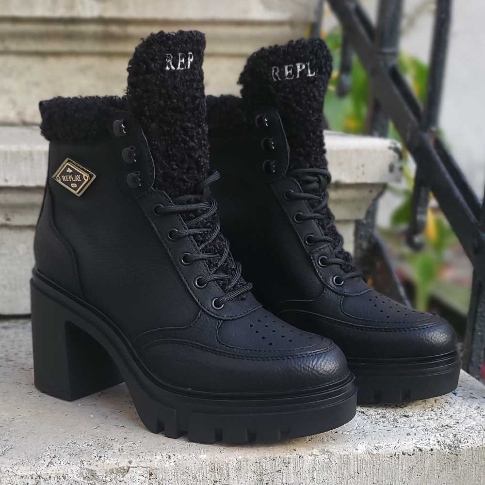 rgwn62-c0013s-003_02-replay-cizme