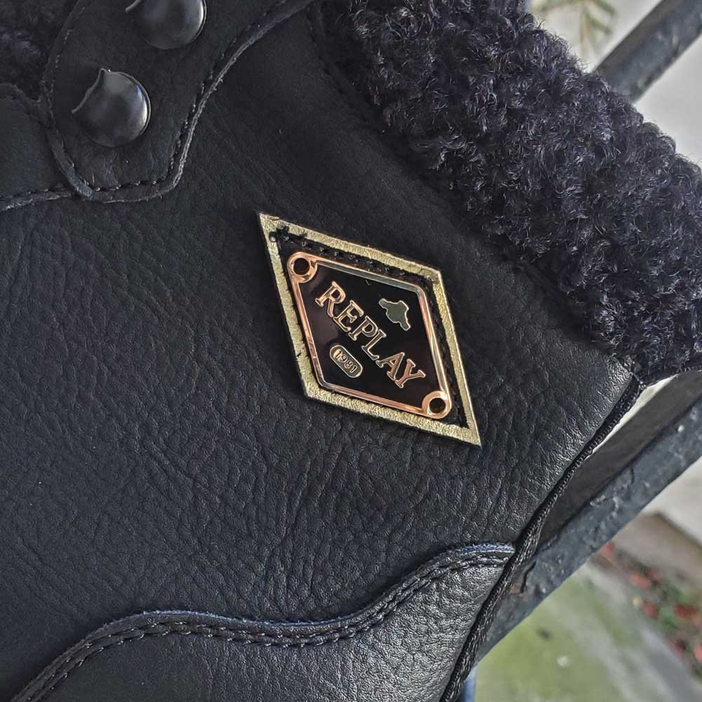 rgwn62-c0013s-003_05-replay-cizme