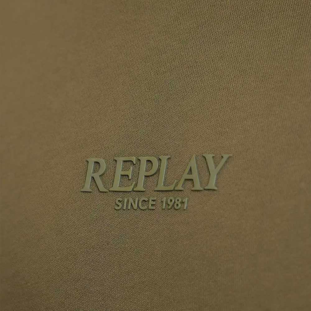 rm3187-23802-234_05-replay-duks