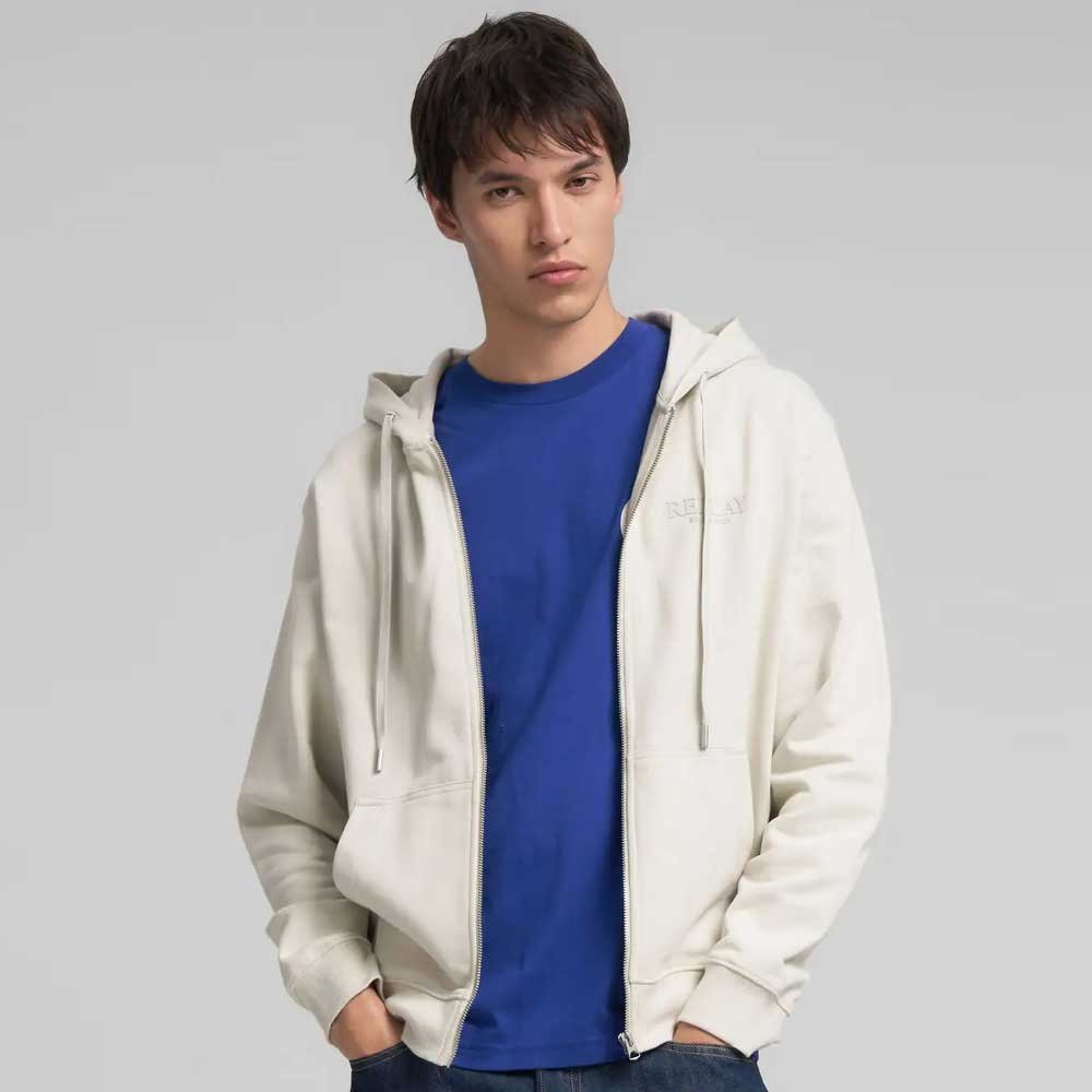 rm3188-23802-985_01-replay-duks