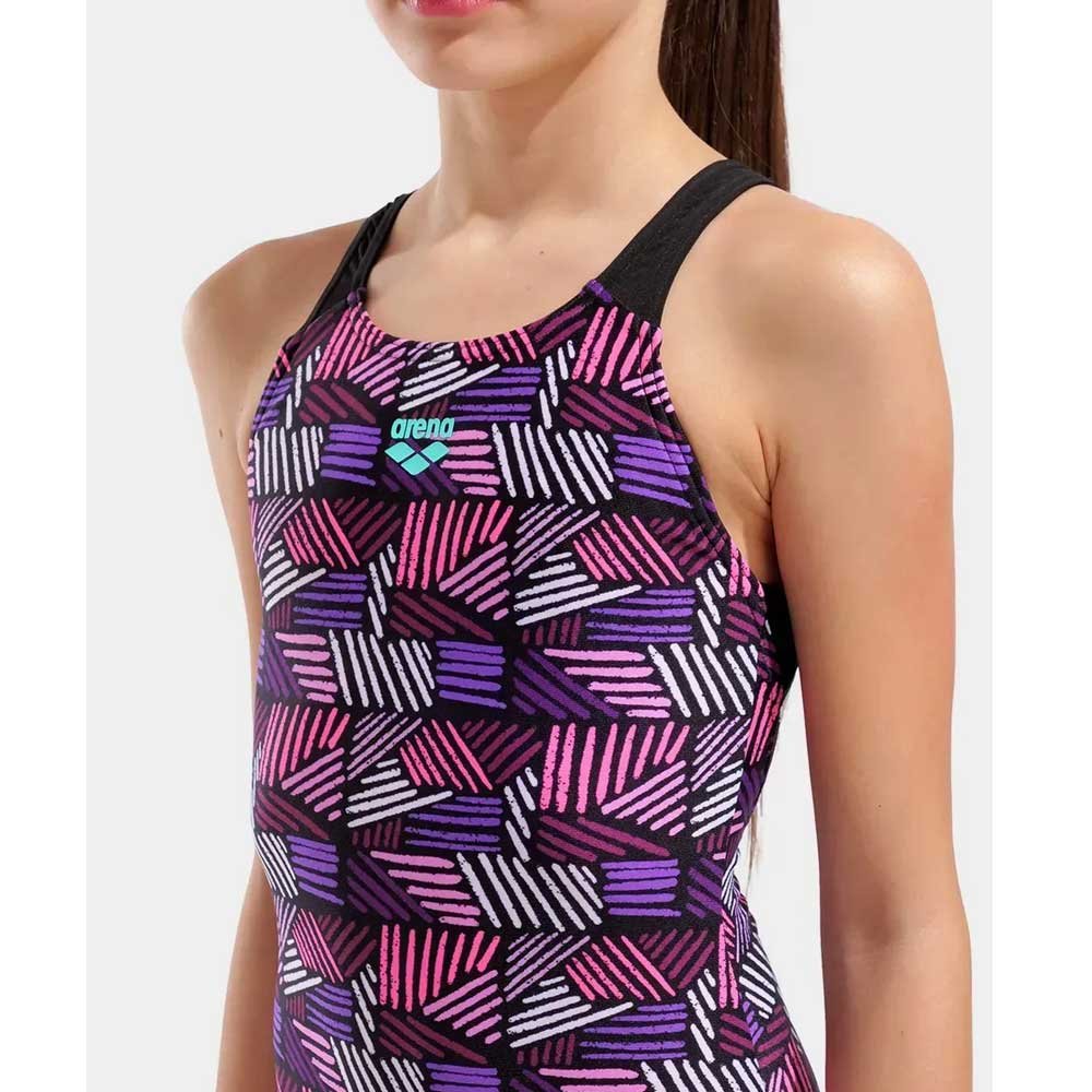 010285-990_04-arena-kupaci-kostim