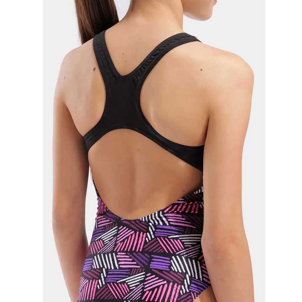 010285-990_06-arena-kupaci-kostim